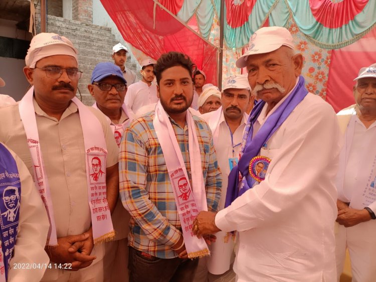 डॉक्टर भीम अम्बेडकर युवा परिषद् को अमादलपुर और सुग गांव में किया सम्मानित