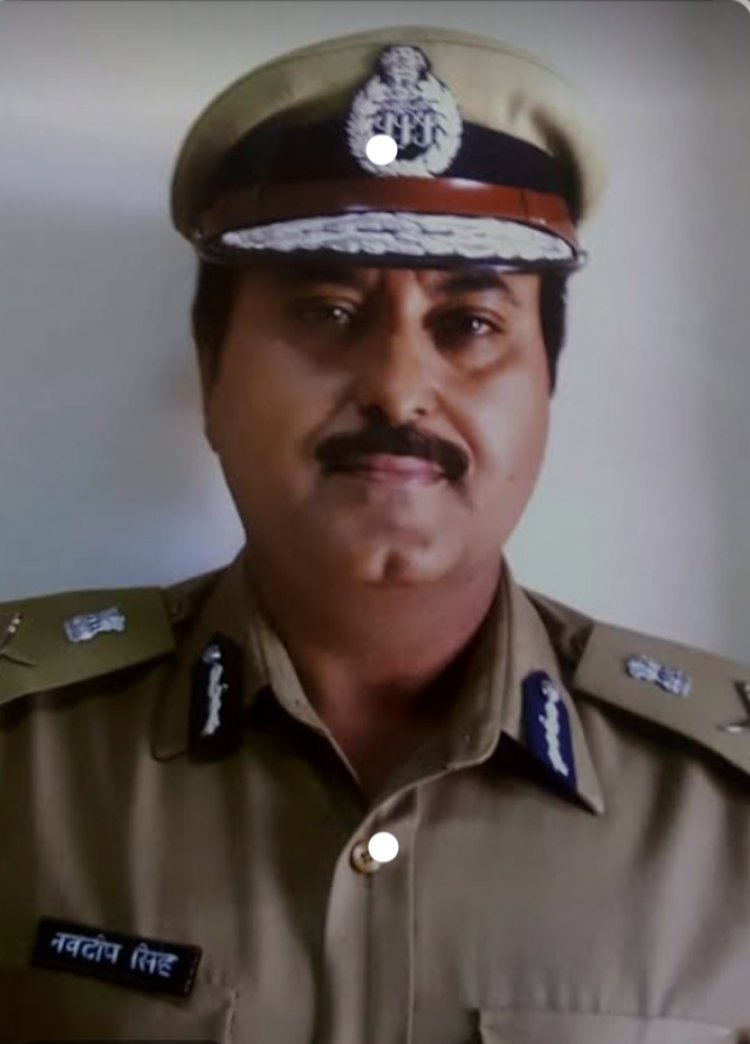 वैशाली नगर पुलिस ने पूर्व डीजी नवदीप सिंह को किया गिरफ्तार
