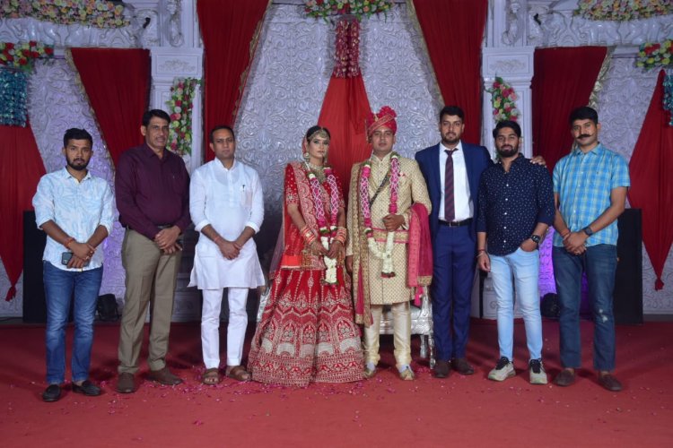 निहाल दैनिक समाचार के वरिष्ठ पत्रकार देवीनारायण शर्मा की पुत्री का विवाह हुआ संपन्न