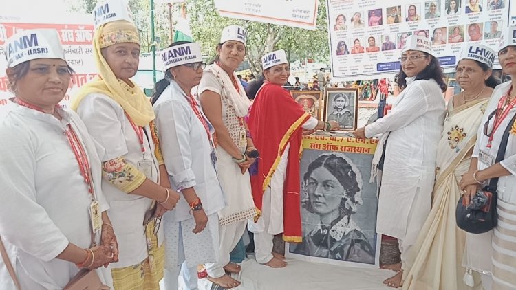 ANM/LHV नर्सिग संवर्ग का पद नाम पंचायती राज विभाग ग्राम विकास अधिकारी की तर्ज पर कराने की मांग की