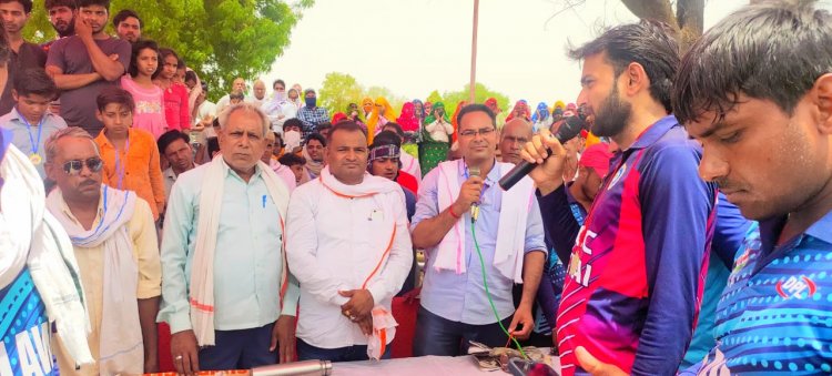 दुलावा में क्रिकेट प्रतियोगिता का हुआ समापन, सिकराय ने निहालपुरा को हराकर जीता मुकाबला