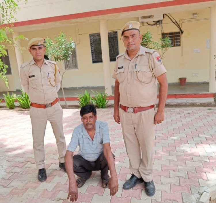 पुलिस थाना आँधी द्वारा 11 साल से फरार स्थायी वारण्टी को किया गिरफ्तार अभियुक्त नकबजनी के मामले में न्यायालय से चल रहा था मफरुर