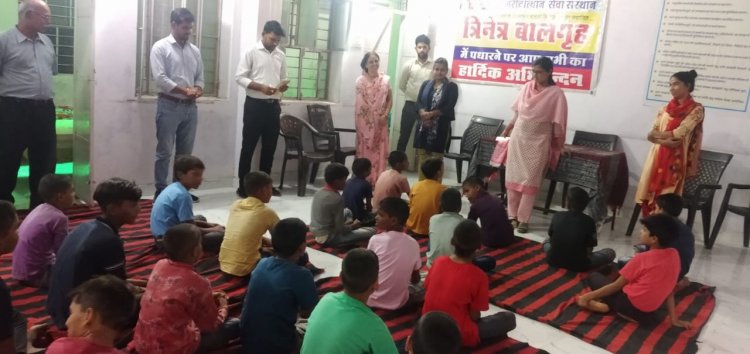 श्वेता गुप्ता सचिव जिला विधिक सेवा प्राधिकरण ने त्रिनेत्र बालगृह का निरीक्षण कर उपस्थित बालको व आमजन को दी बालश्रम उन्मूलन सप्ताह की विधिक जानकारी