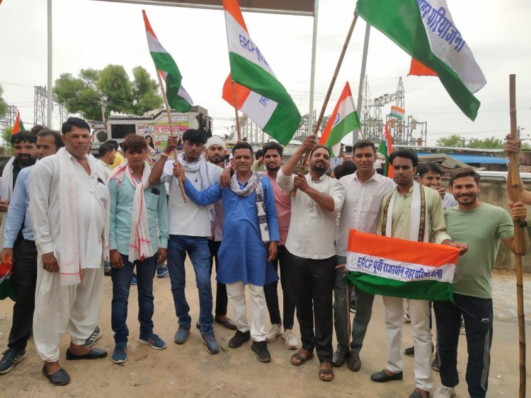ईआरसीपी राष्ट्रीय परियोजना ने पकड़ा तूल, सैकड़ों की तादाद में एसडीएम कार्यालय पहुंचे लोग