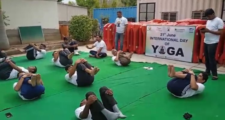 राजाधोक टोल प्लाजा पर आठवां अंतर्राष्ट्रीय योग दिवस मनाया गया