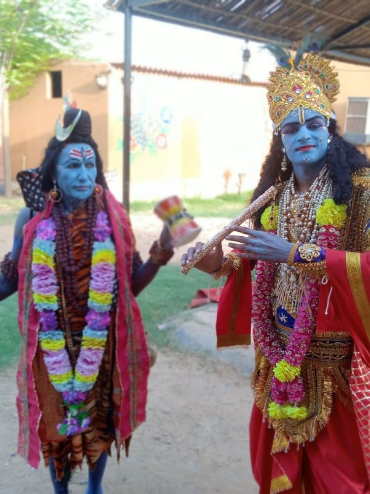 आइए मिलते हैं गांव बारू के प्रसिद्ध बहरूपिया के ख्यातनाम कलाकार श्री छगनलाल जी भांड जिला चित्तौडगढ़ से