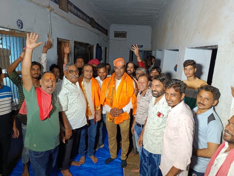 समदानी के माहेश्वरी युवा संगठन के जिला अध्यक्ष बनने पर किया भव्य स्वागत