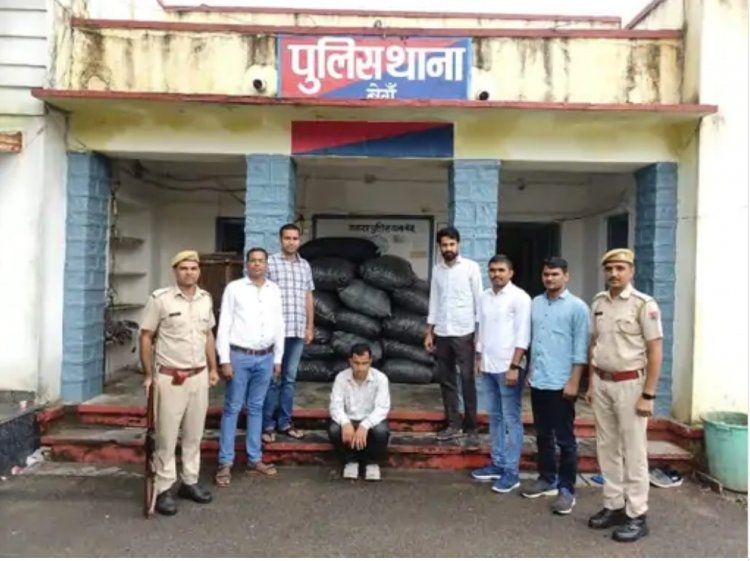 24 कट्टों में भरा 4 क्विंटल 82 किलो डोडाचूरा जब्त : रोकने पर चलता ट्रक छोड़कर भागने लगा , पकड़ा गया चित्तौड़गढ़ |