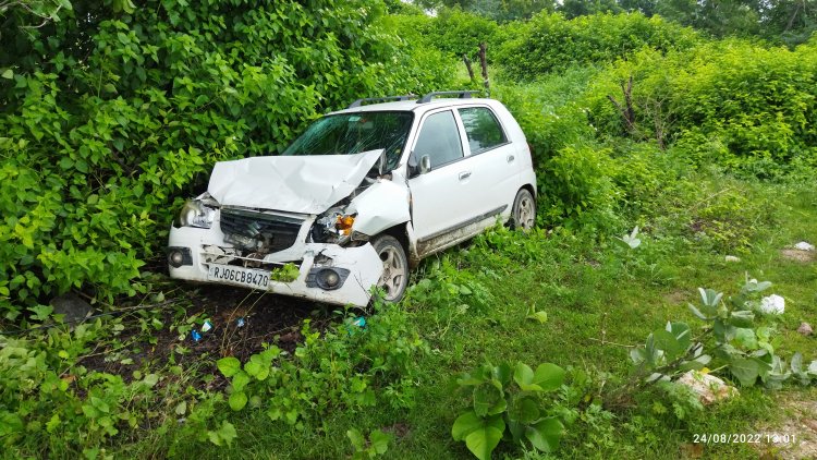 आज मुंगाना गाँव में रामरोसडा़ के पास फोरलाइन पर हुई सड़क दुर्घटना