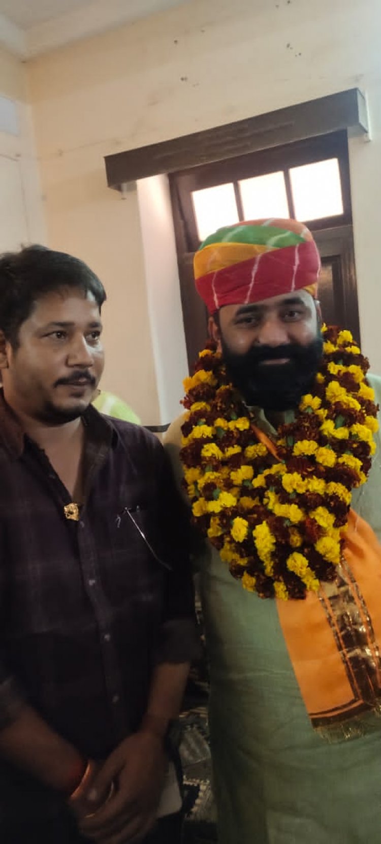 श्री राजपूत करणी सेना के शीर्ष संस्थापक लोकेंद्र सिंह जी कालवी के स्वास्थ्य लाभ हेतु ओरण की यात्रा और दिपावाली मिलन समारोह में राष्ट्रीय अध्यक्ष महिपाल सिंह मकराना राष्ट्रीय कार्यसमिति अध्यक्ष विश्वबंधु सिंह राठौड़ की अनुशंसा पर चित्तौड़गढ़ जिला अध्यक्ष सत्यवीर सिंह जी डगला का खेड़ा (मोंटी बना) को नियुक्त किया गया