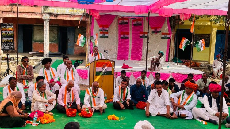 नाहरगढ़ में भाजपा को लगा झटका भाजपा समर्थित 13 सदस्य ने कांग्रेस पार्टी की सदस्यता की ग्रहण की।
