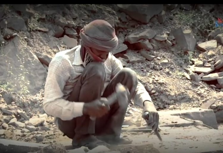 सिलिकोसिस रोग से मुक्त हो राजस्थान। इस हेतु जिले के उप श्रम आयुक्त नवल राम डांगी ने सहयोग की अपील की है।