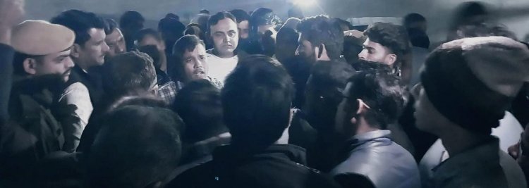 *चित्तौड़गढ़ रोड स्थित वंडर अंडर ब्रिज के पास एक ट्रोले की चपेट में आने से अरनोदा निवासी एक व्यक्ति की मृत्यु हो गई, *