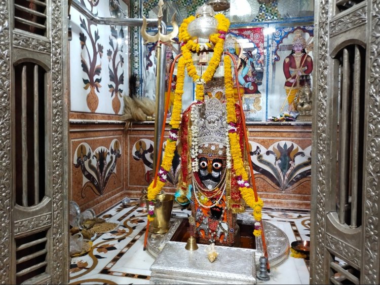 श्री शनि महाराज आली भंडार में निकले 19.13 लाख रुपए : सुबह से लेकर शाम तक हुई गिनती , महीने में एक बार खुलता हैं भंडार