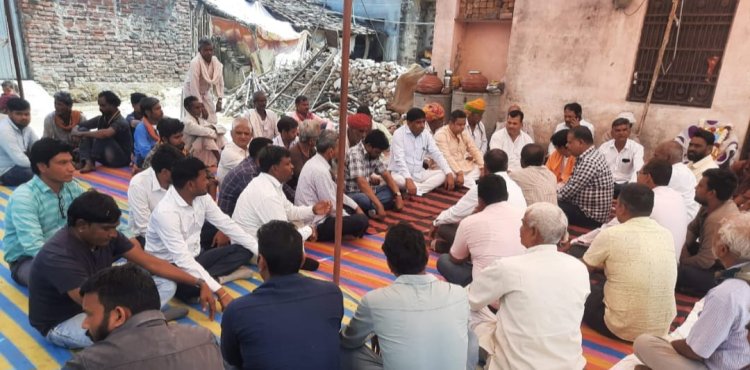 मावली क्षेत्र के लोपड़ा गांव में हुई नृसंस हत्या एवं बलात्कार से पीडित परिवार को सांत्वना