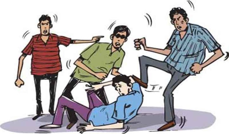 फर्नीचर काम के बकाया रूपयों की मांग पर पार्षद परिवार द्वारा कि गईं मारपीट, एसपी से लगाई न्याय कि गुहार।