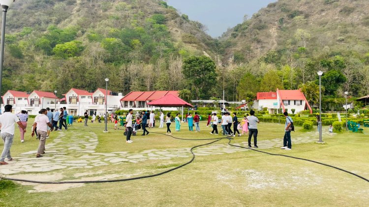 मोरनी टिक्कर ताल मे ठंडे मौसम के चलते सेलानियो की भारी संख्या
