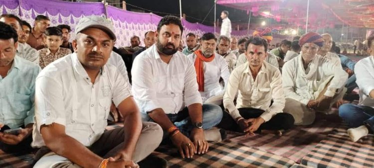 मुरला में वीर तेजाजी महाराज की मूर्ति की प्राण प्रतिष्ठा हुई। विधायक जिनगर और प्रधान राणावत ने कि शिरकत।
