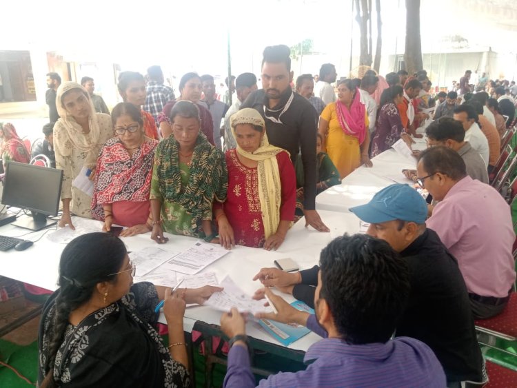 सढौरा के बीडीपीओ कार्यालय परिसर में खंड स्तरीय अंत्योदय