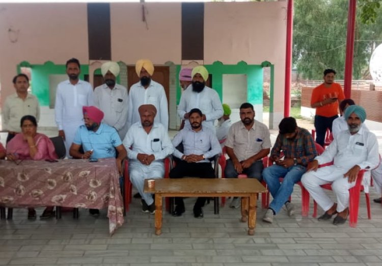 ਜਿਲਾ ਮਾਲ ਅਫਸਰ ਸੀ੍ ਮੁਕਤਸਰ ਸਾਹਿਬ ਵੱਲੋ ਲਗਾਇਆ ਗਿਆ ਪਿੰਡ ਸਮਾਘ ਵਿਖੇ ਕੈਪ