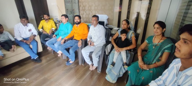 भारतीय जनता पार्टी कार्यकर्ताओं ने शम्भुपुरा में सुना मन कि बात कार्यक्रम।