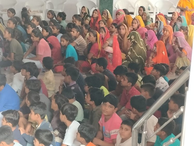 76 वी रामधुन पहुंची बड़ी सादड़ी के समता भवन, साथ ही व्यसन मुक्ति का लिया संकल्प...
