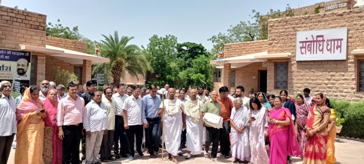संत ललितप्रभ और संत चंद्रप्रभ ने किया संबोधि धाम से मंगल विहार।