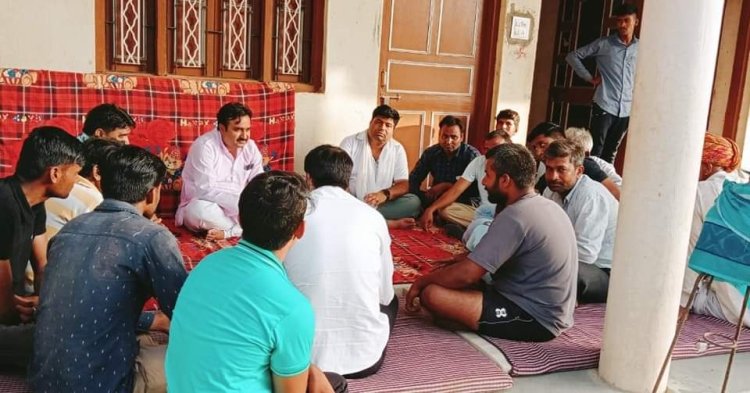 बीजेपी नेता हर्षवर्धन सिंह ने किया ग्रामीण क्षेत्र का दौरा, कार्यकर्ताओ से कि मुलाक़ात।