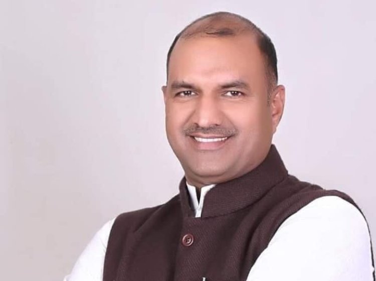 जैन आचार्य की हत्या के अपराधियों को कठोर सजा की मांग को लेकर सांसद जोशी ने कर्नाटक के राज्यपाल गहलोत को लिखा पत्र।