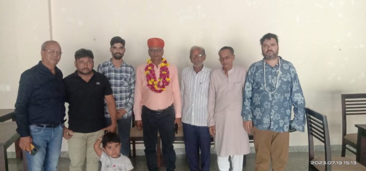 नवनियुक्त जार जिलाध्यक्ष अग्रवाल का बेंगु व बस्सी मे भव्य स्वागत,बोले: पत्रकारों कि सेवा का अवसर मिला बखूबी निभाउंगा।