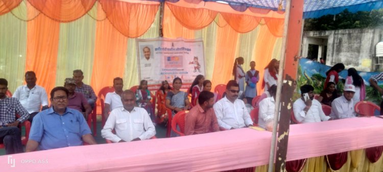 नेतावल गढ़ पाछली में राजीव गांधी ग्रामीण ओलंपिक खेलकूद प्रतियोगिता का उद्घाटन।