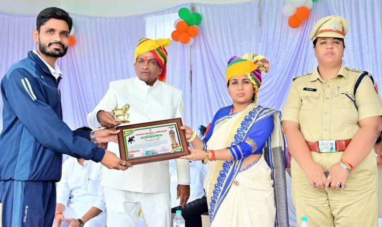 योगाचार्य मेनारिया उपखंड स्तर पर सम्मानित