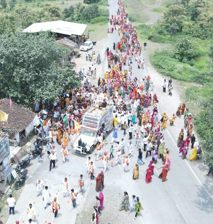 महुडा से बांसी धूणी माता तक निकाली कावड़ यात्रा में हजारो कावड़ यात्रियों ने लिया भाग