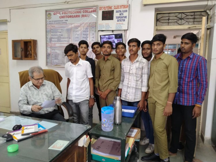 राजकीय पॉलटेक्निक महाविद्यालय में अभाविप कॉलेज इकाई ने दिया ज्ञापन