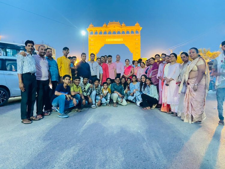 जैन मित्र मंडल के 55 सदस्यों द्वारा नेपाल में पशुपतिनाथ मंदिर के दर्शन किए