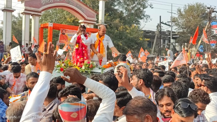 आक्या ने कि विशाल जनसभा, रोड शो में उमड़ी भीड़,