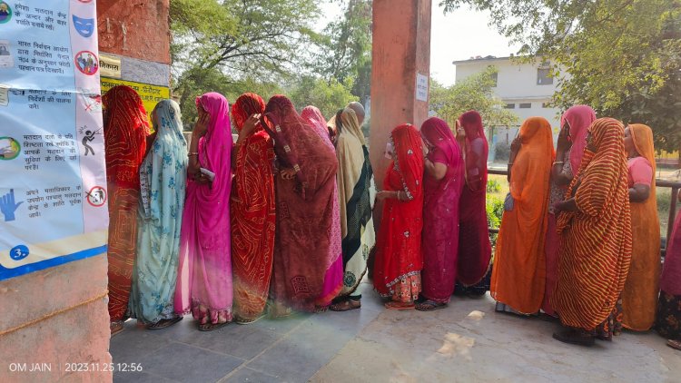 चित्तौड़गढ़ जिले के 47 प्रत्याशियों का राजनीतिक भविष्य हुआ इवीएम में कैद, 3 तारीख को फैसले की अंतिम तिथि।