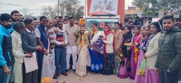 विकसित भारत संकल्प यात्रा शिविरों को लेकर आमजन में दिखा उत्साह जिला कलक्टर ने ग्राम पंचायत मंगलवाड़ में आयोजित शिविर का निरीक्षण किया