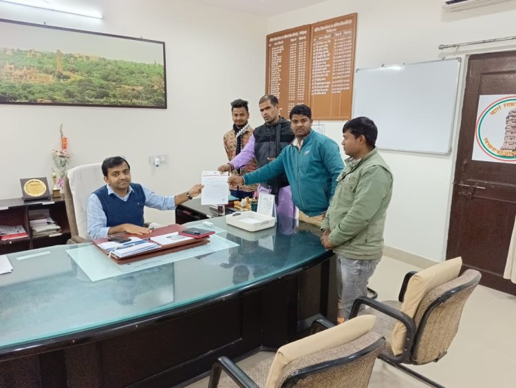 भोई खैड़ा वालो ने सोपा अतिरिक्त जिला कलेक्टर को ज्ञापन