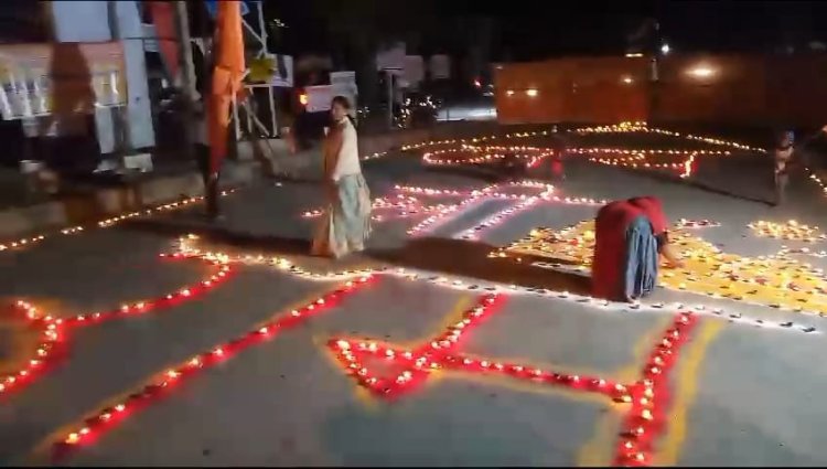 विशाल हिंदू सेना ने रंगोली बना कर 1101 दीप जला मनाया उत्सव।