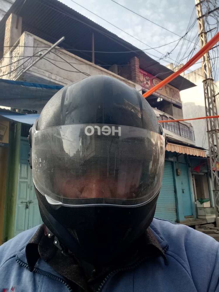 विशेष सूचना :-* कपासन निवासियों के लिए हैल्मेट को लेकर