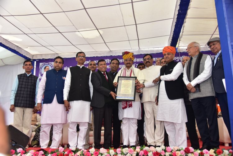 डॉ अम्बेडकर मेमोरियल वेलफेयर सोसायटी राजस्थान जयपूर में नवनिर्वाचित अनुसूचित जाति एवं जनजाति के मंत्रीगण व विधायकगणों का सम्मान समारोह का आयोजन हुआ
