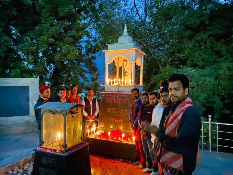 श्री राम सेवा समिति चित्तौड़गढ़        मां भारती के वीर सपूतों को श्रद्धांजलि ।