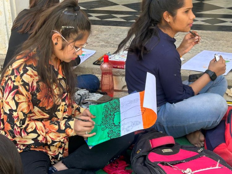 आर्ट फेस्टिवल में छाया स्वीप     कलाकारों ने ली शत प्रतिशत मतदान करने की अपील