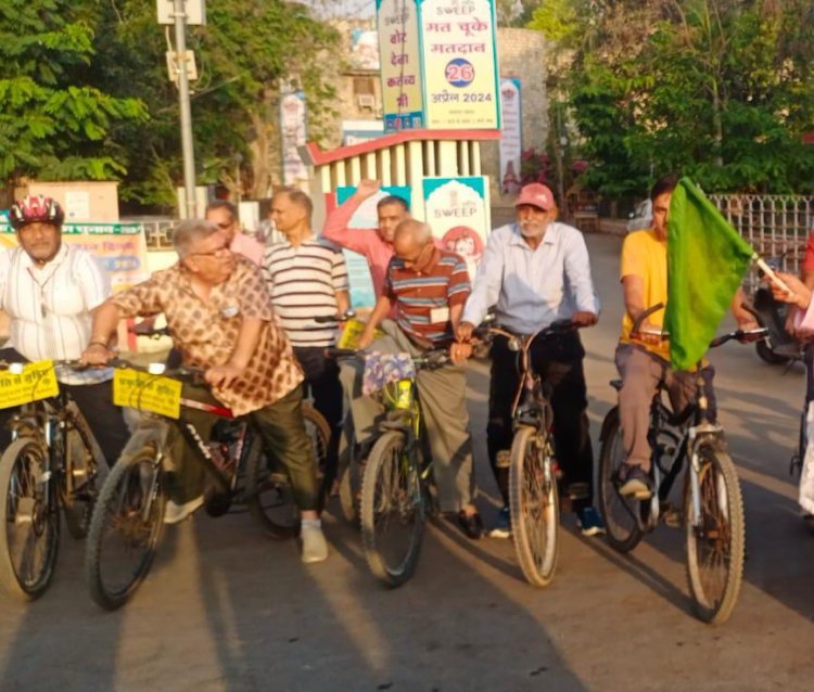 शहरी उदासीन मतदाताओं को जागृत करने निकाली साइकिल रैली