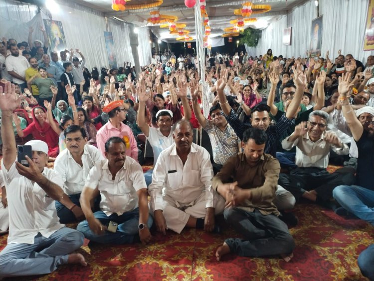 समाज एकजुट होकर भगवान झूलेलाल के बताए मार्ग पर चलें- विधायक कृपलानी     भगवान झूलेलाल जयंती पर हुए आयोजन में विधायक कृपलानी ने की शिरकत