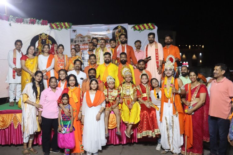 राम नवमी पर निकली भव्य शोभा यात्रा