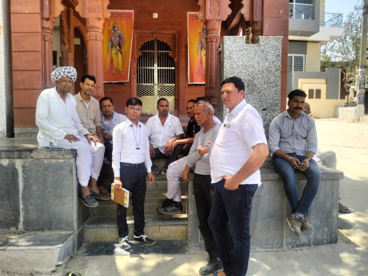 उदयपुर समीपवर्ती ग्राम पंचायत मनवाखेडा में मिडिया में आन्दोलन की खबर चलने के बाद जन स्वास्थ्य अभियांत्रिकी विभाग आया हरकत में और अधिकारियों ने गांव तरफ किया रुख़