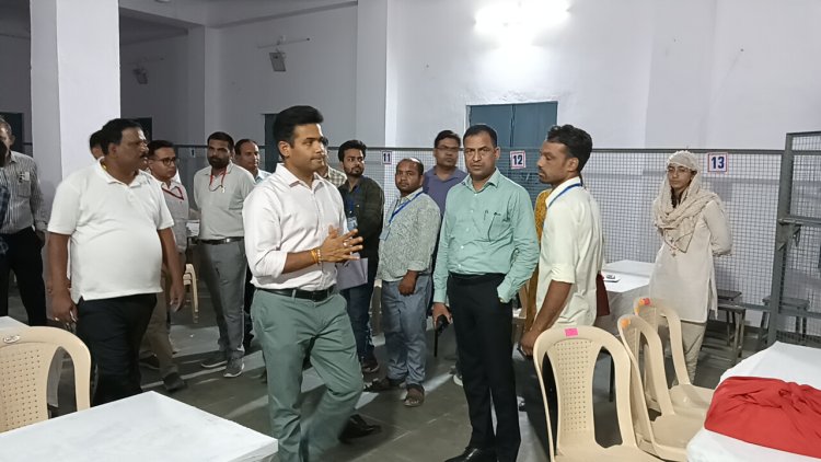 पर्यवेक्षकों और जिला निर्वाचन अधिकारी ने लिया मतगणना तैयारियों का लिया जायजा