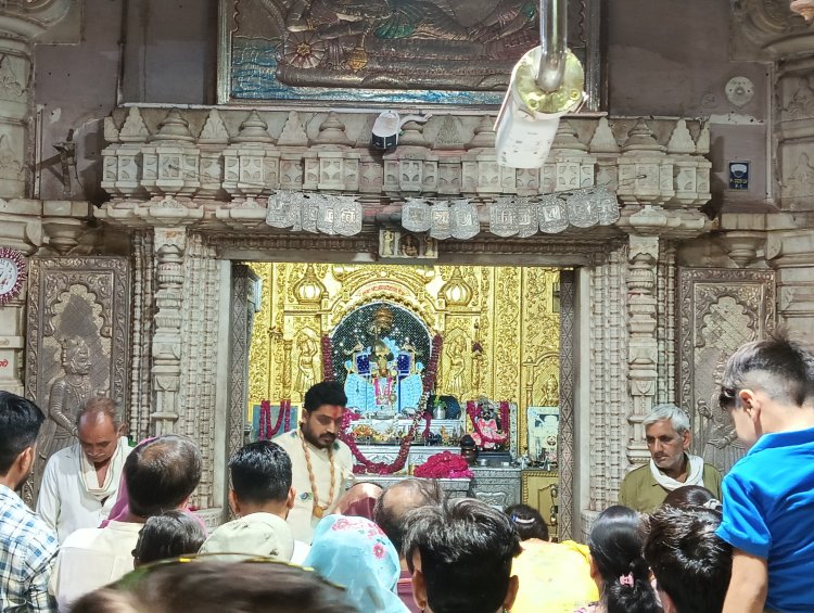 सांवरिया सेठ के दो चरणों कि गणना हुई पुरी 10 करोड़ 28 लाख 16 हजार रूपए कुल प्राप्त हुए। शेष गणना कल होगी